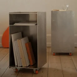 Rivet Rollcontainer