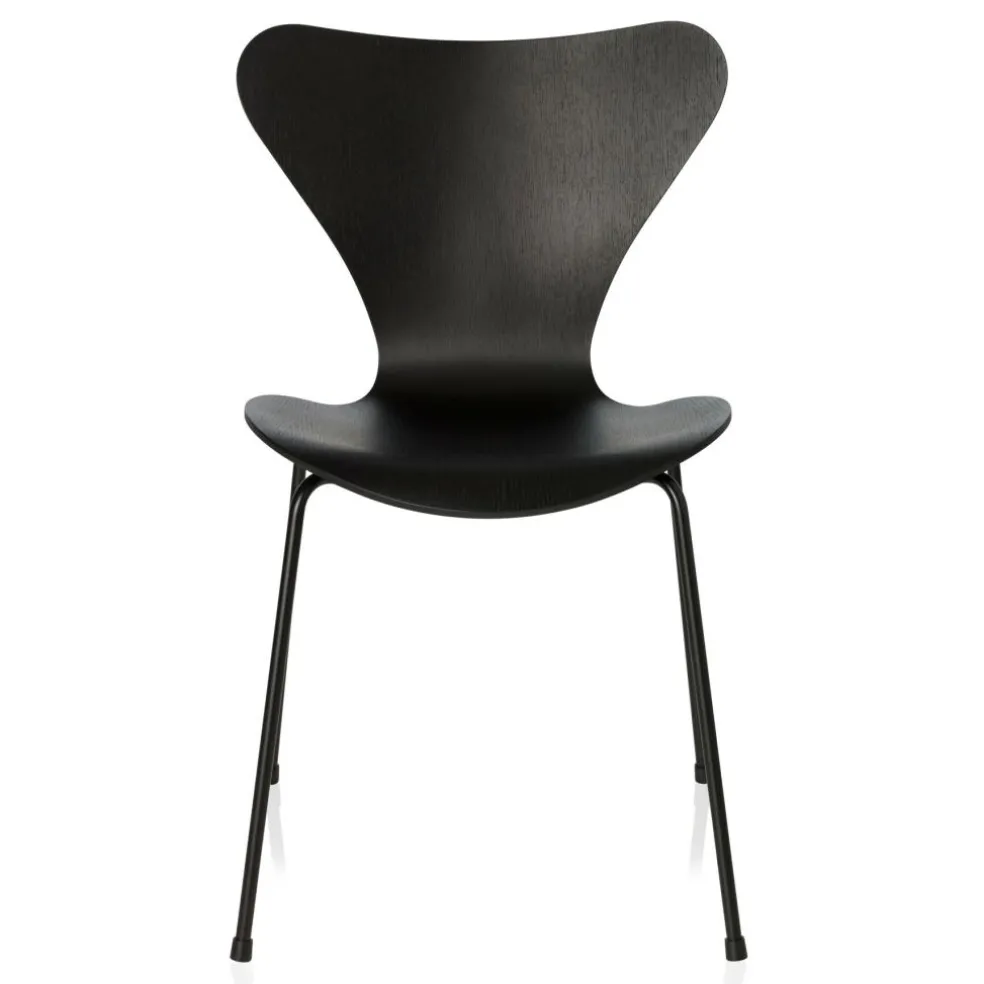Serie 7™ Stuhl gefärbte Esche Monochrom