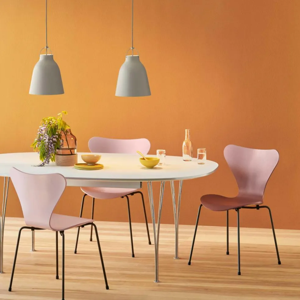 Serie 7™ Stuhl gefärbte Esche Braun Bronze