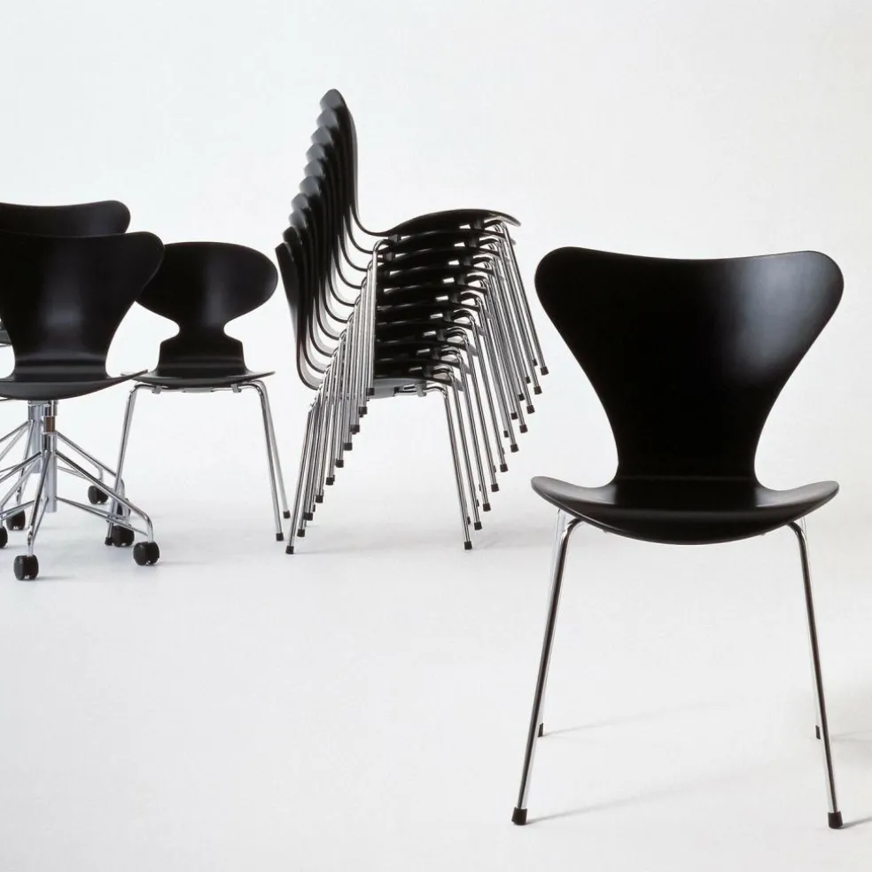 Serie 7™ Stuhl lackiert 4er Set