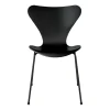 Serie 7™ Stuhl lackierte Esche Monochrom