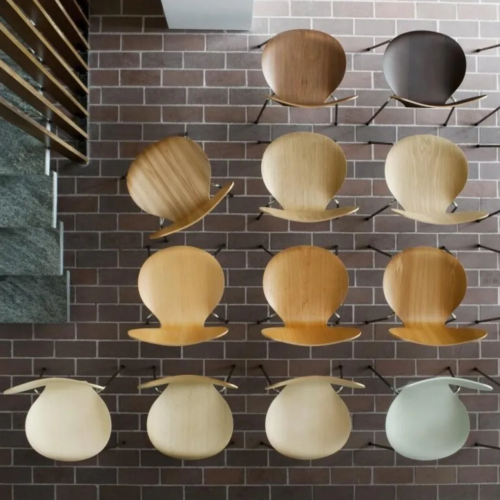 Serie 7™ Stuhl Naturfurnier