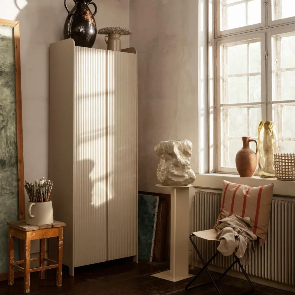 Sill Schrank