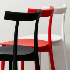 Skinny Wooden Stuhl
