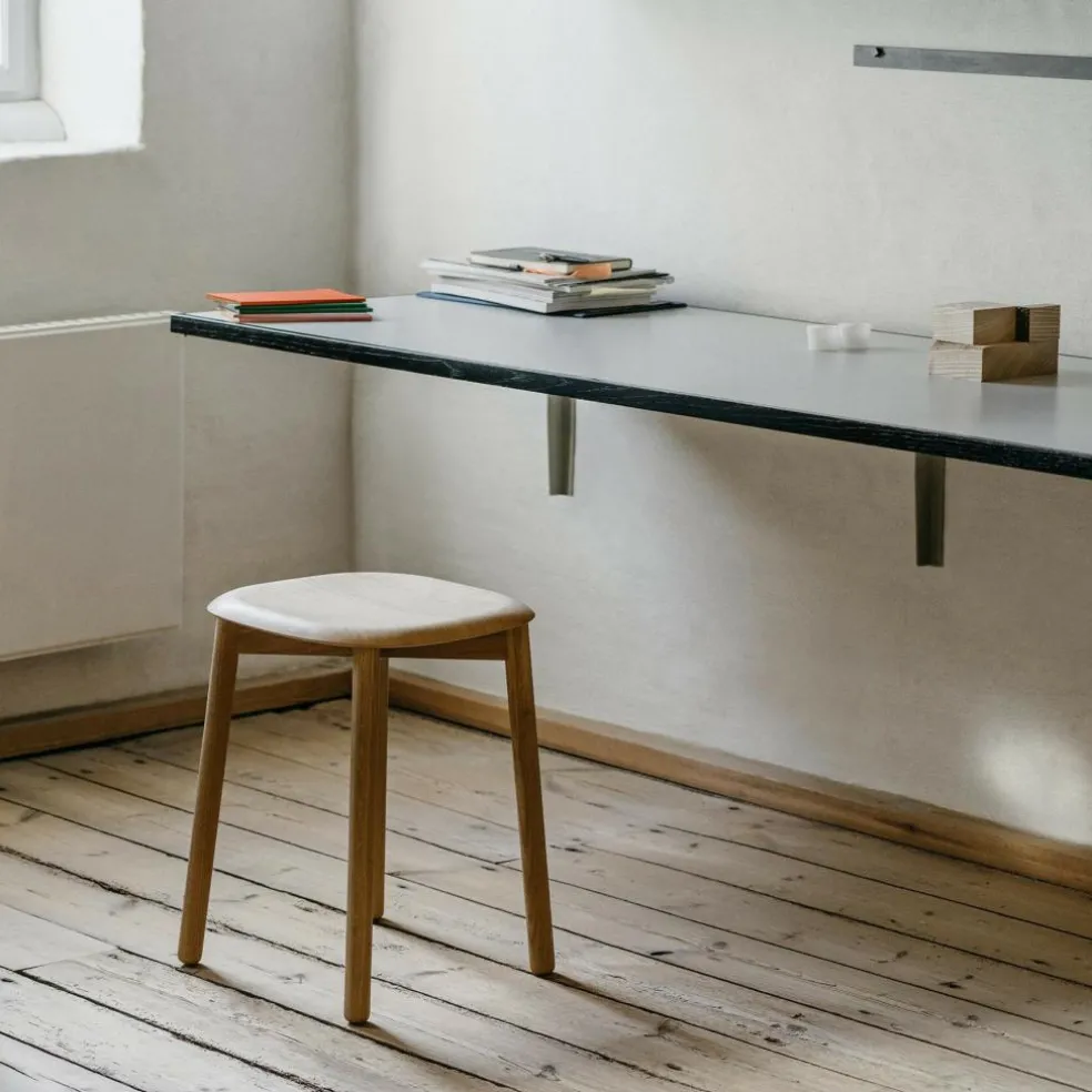 Soft Edge 72 Hocker
