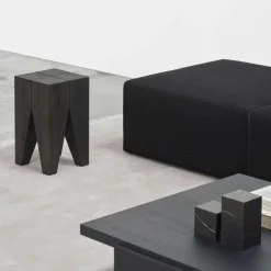 ST04 Backenzahn Hocker