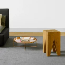 ST04 Backenzahn Hocker