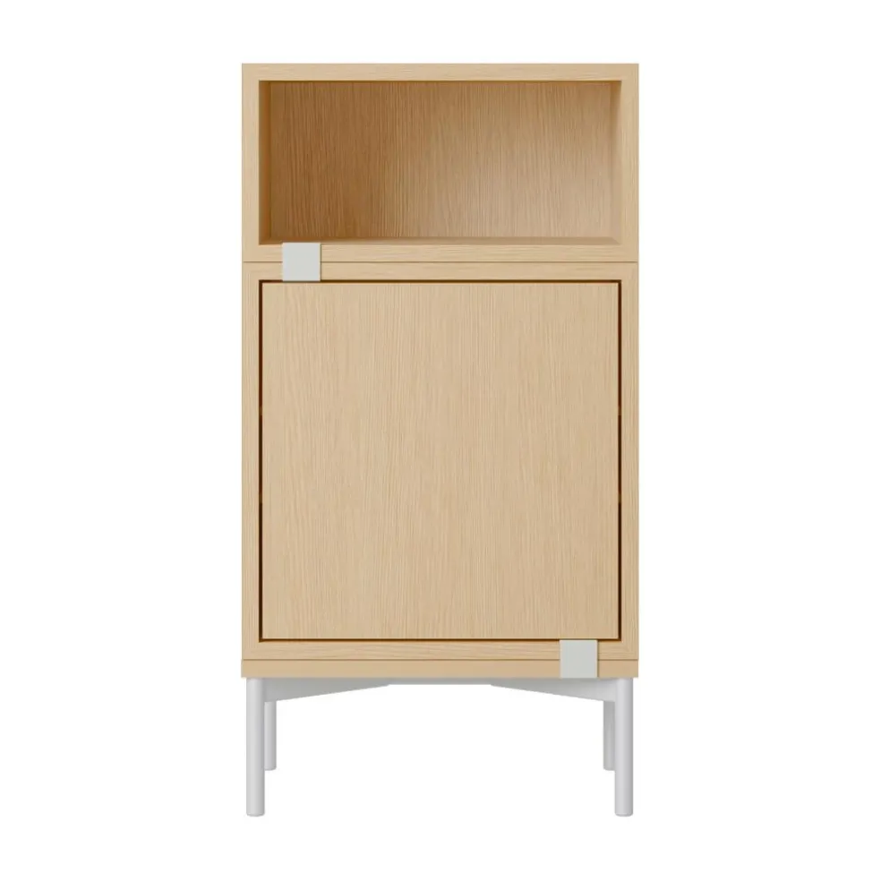 Stacked 2.0 Podium mit Rohrgestell 43,5x35cm