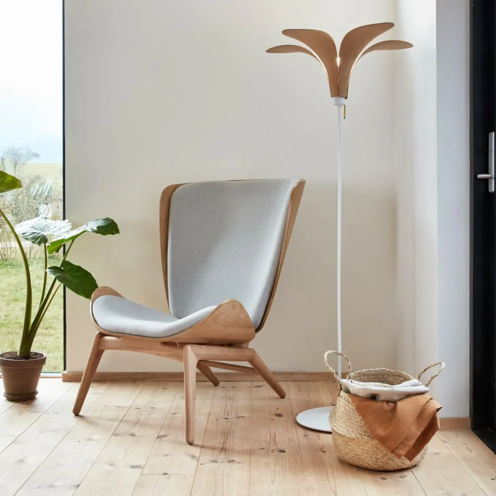 The Reader Sessel