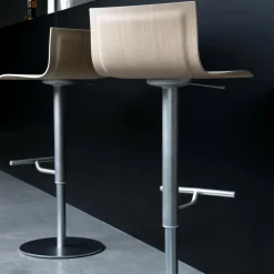 Thin S24 Barhocker Sitzfläche Leder 54-79cm