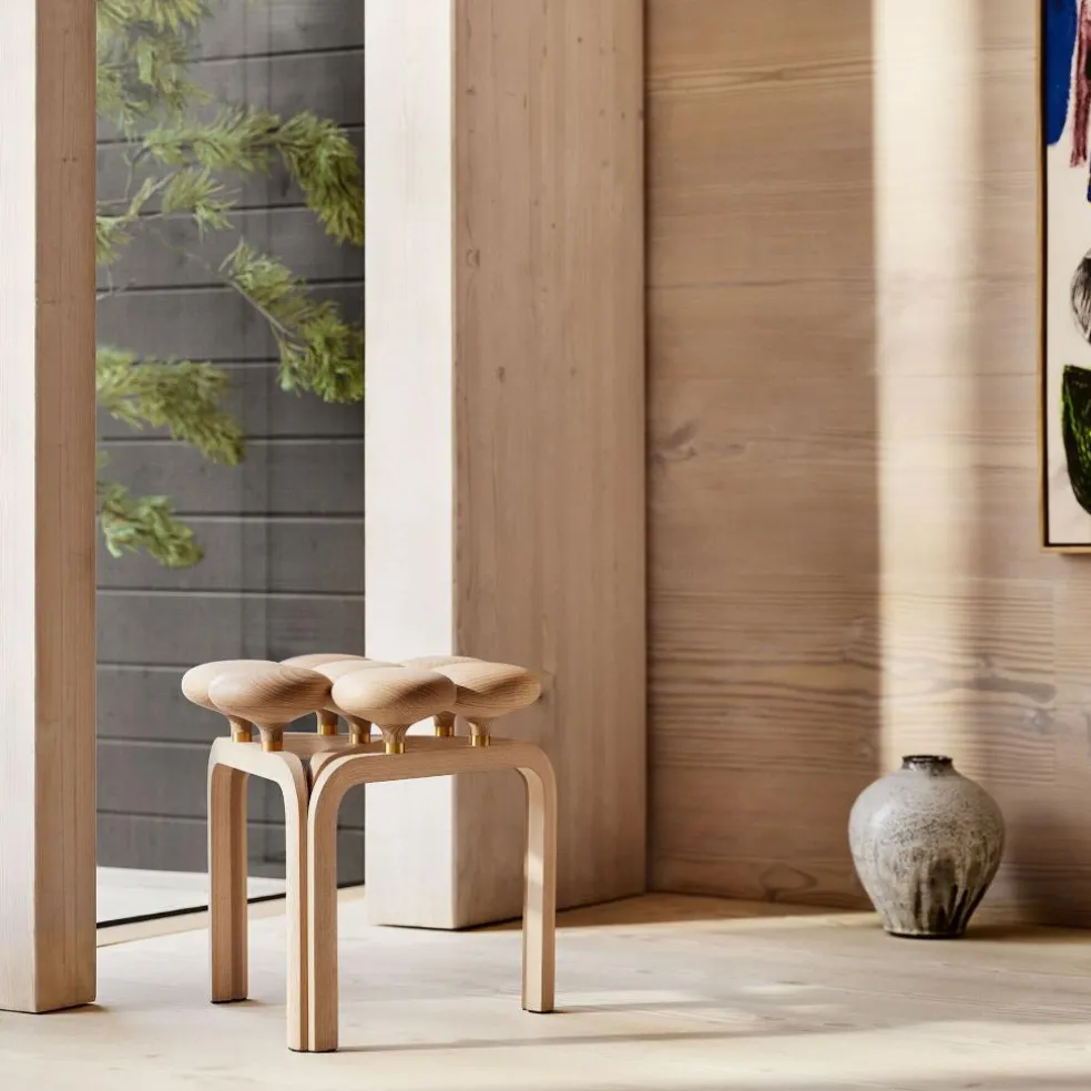 Utzon Hocker