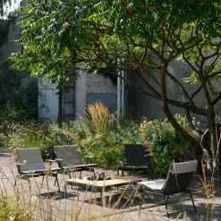 Ville AV44 Outdoor Lounge Chair