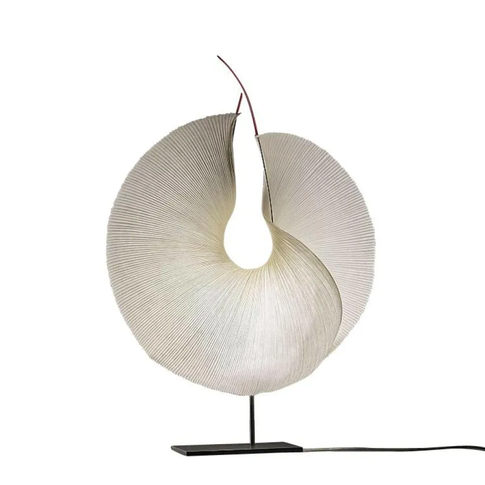 Yoruba Rose LED Tischleuchte